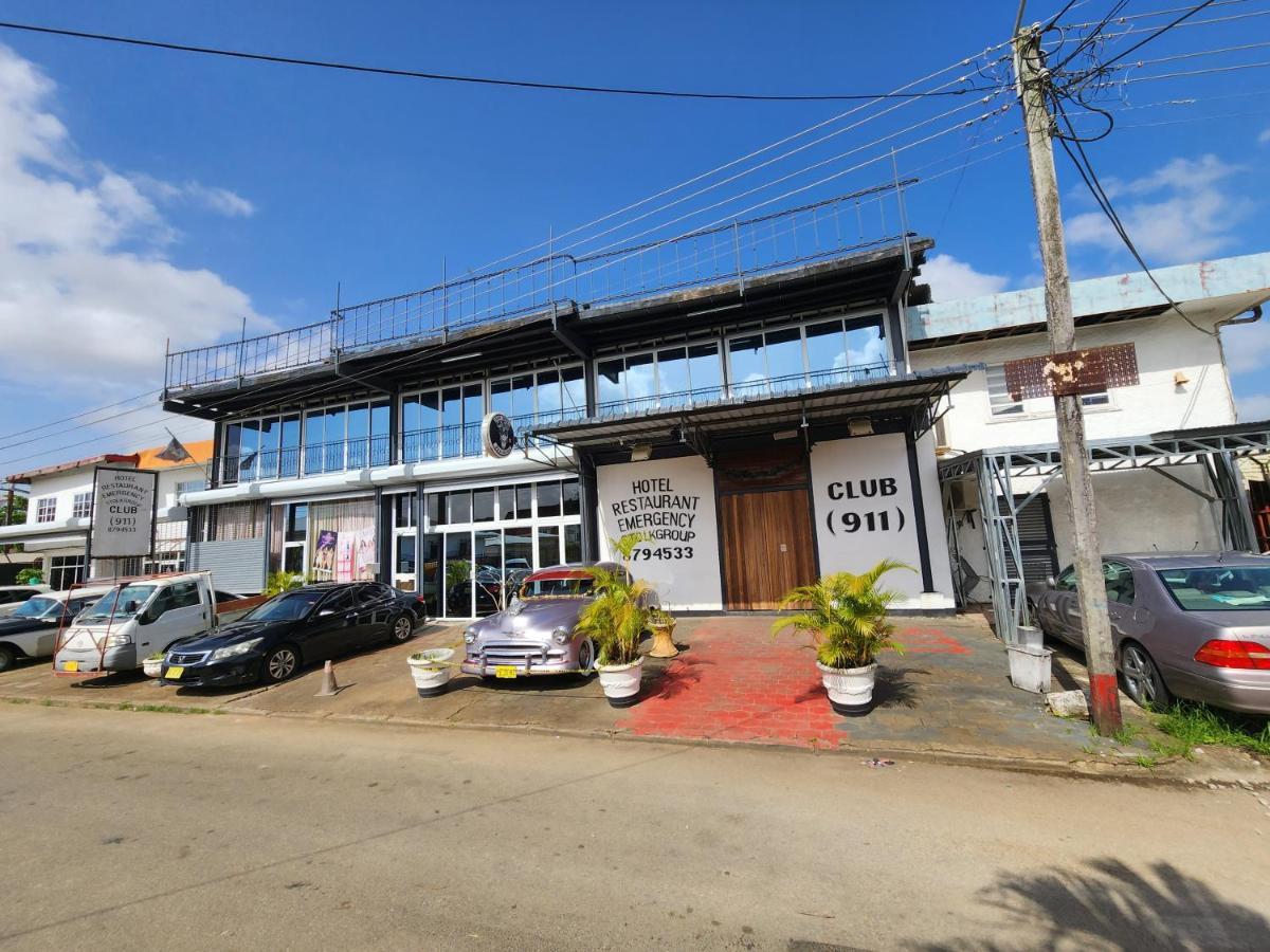 Hotel Bar Restaurant Emergency 911 Sto Lk Group Paramaribo Exterior photo