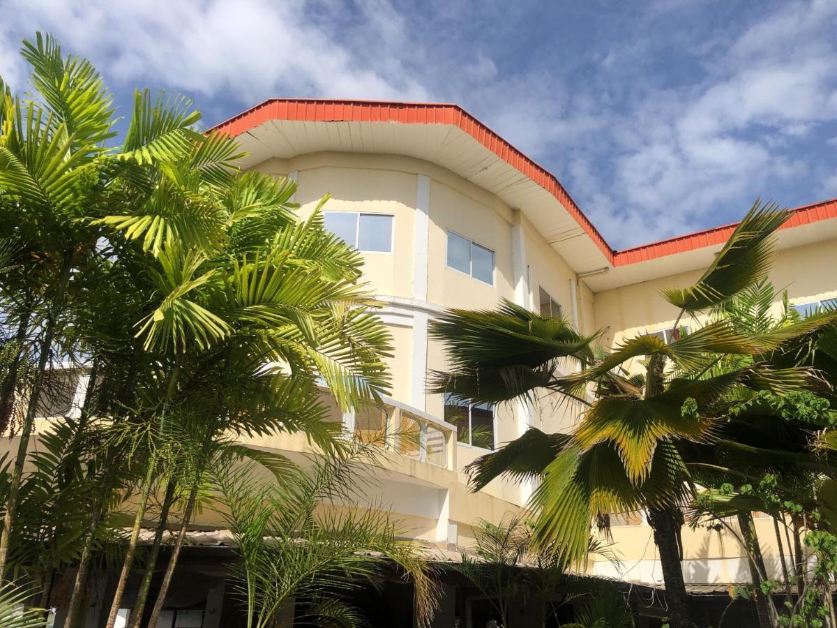 Hotel Bar Restaurant Emergency 911 Sto Lk Group Paramaribo Exterior photo
