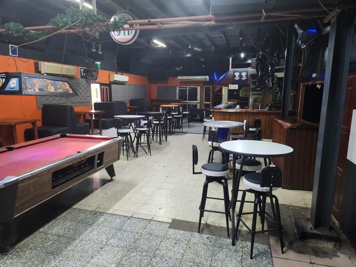 Hotel Bar Restaurant Emergency 911 Sto Lk Group Paramaribo Exterior photo